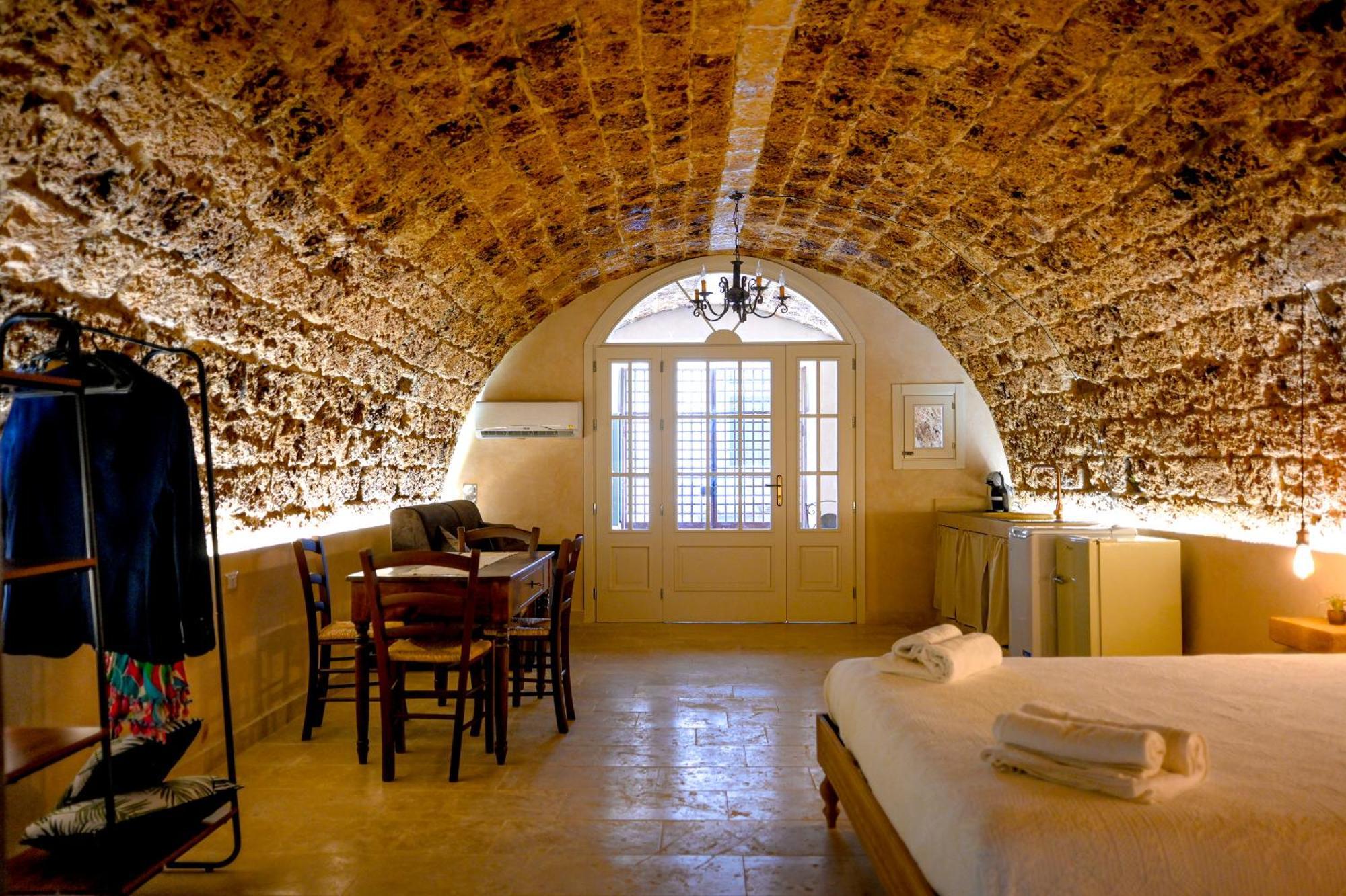 La Grotta, Luxury Suite & Spa ノート エクステリア 写真