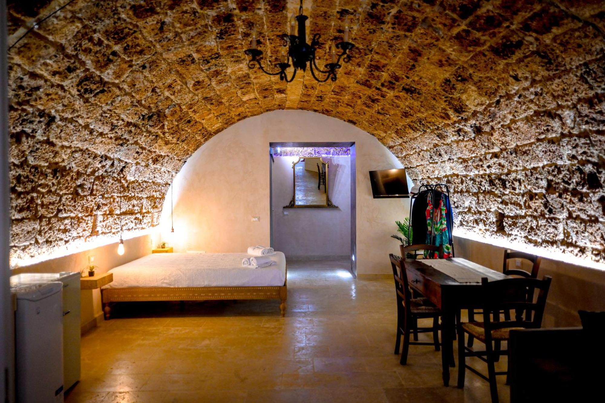La Grotta, Luxury Suite & Spa ノート エクステリア 写真