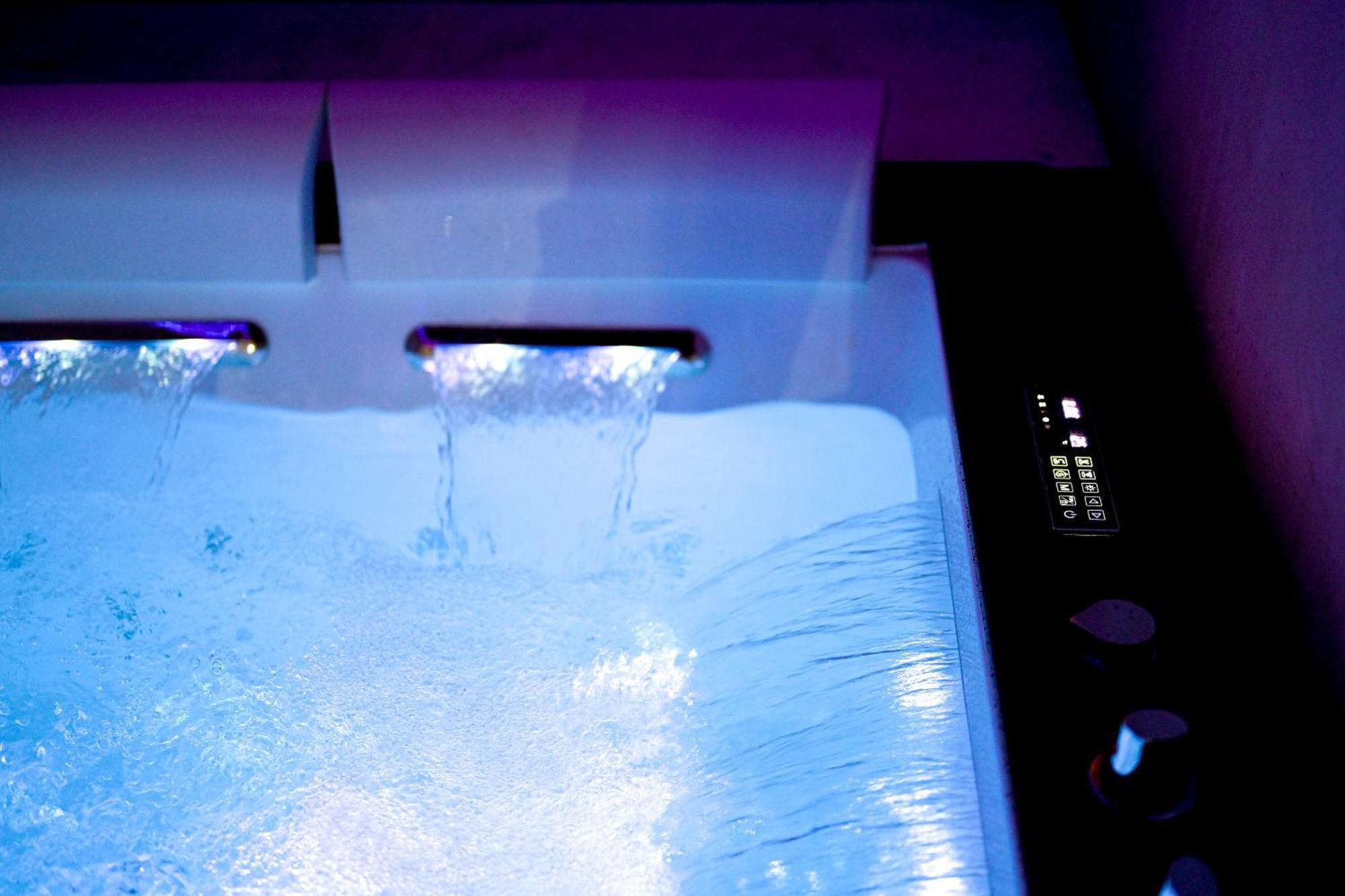 La Grotta, Luxury Suite & Spa ノート エクステリア 写真