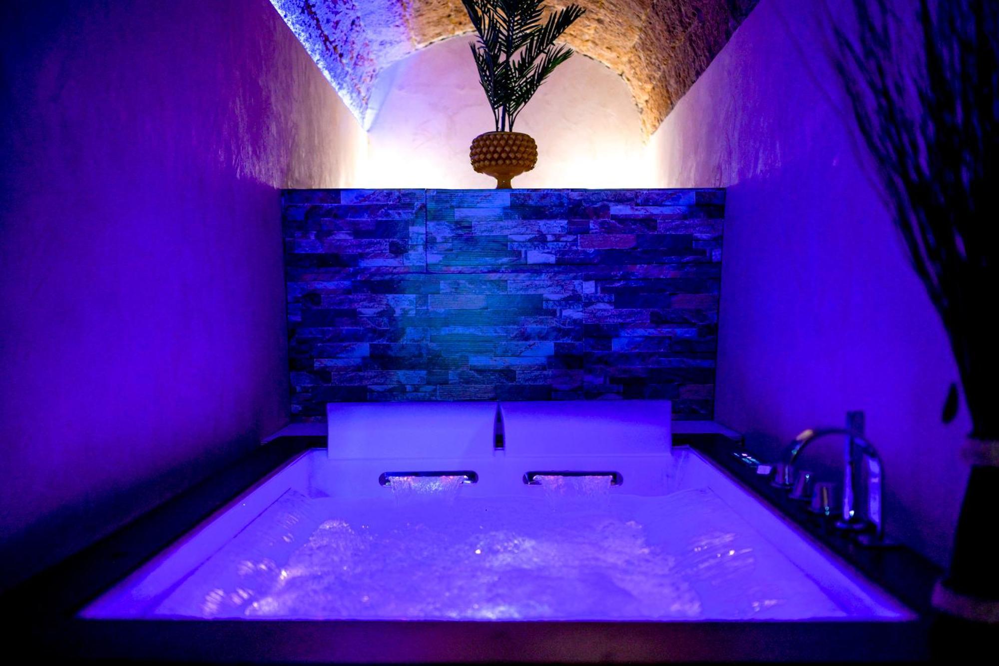 La Grotta, Luxury Suite & Spa ノート エクステリア 写真